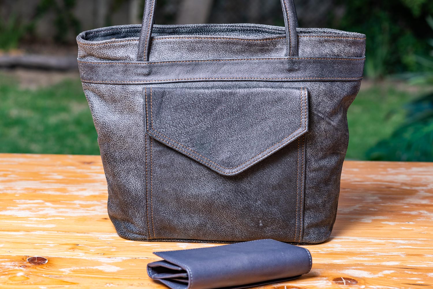 Buffalo Hide Tote 5 Buffalo Hide Tote - Image 4
