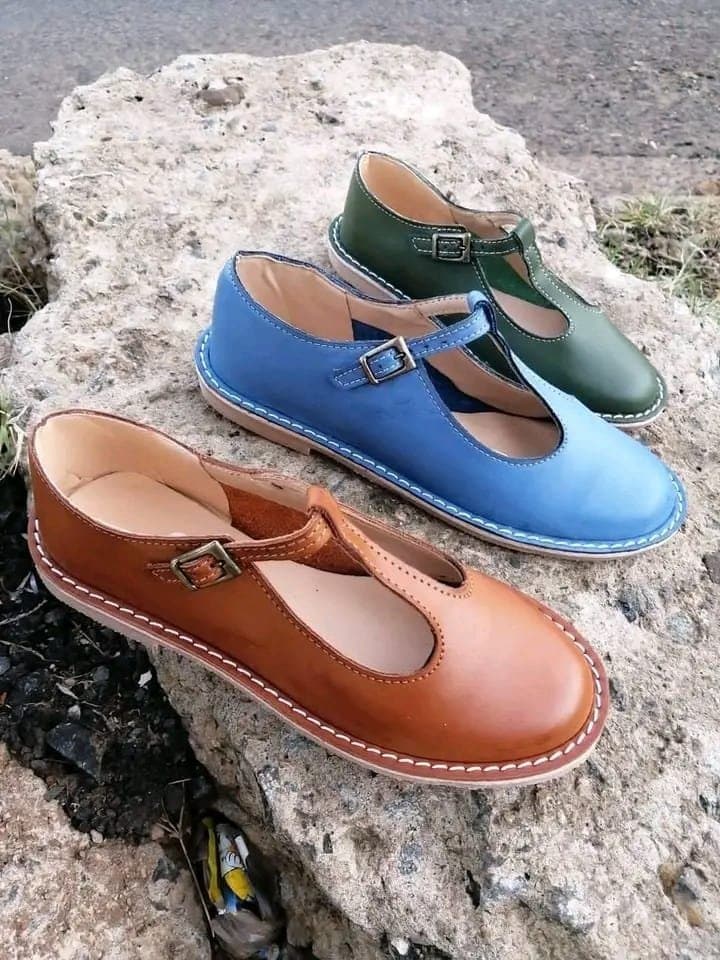 DL T-Leather Sandals 16 1000278407